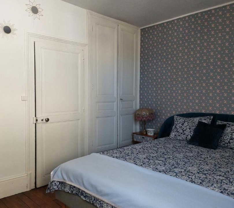 Photo of Bedroom in Saint-Amand-Montrond