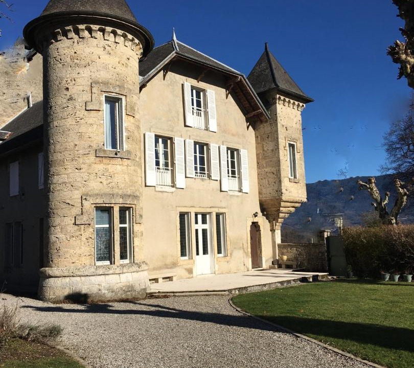 Photo of Others in Vieu