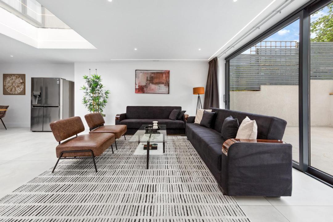 Photo of Others in Luton