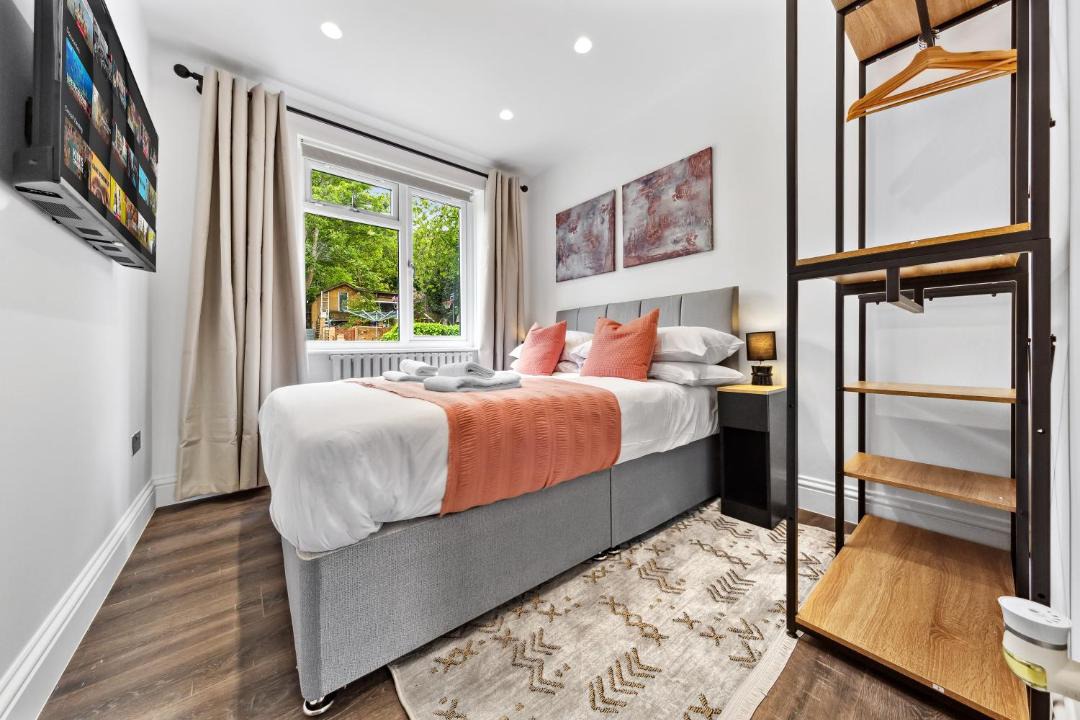 Photo of Bedroom in Luton