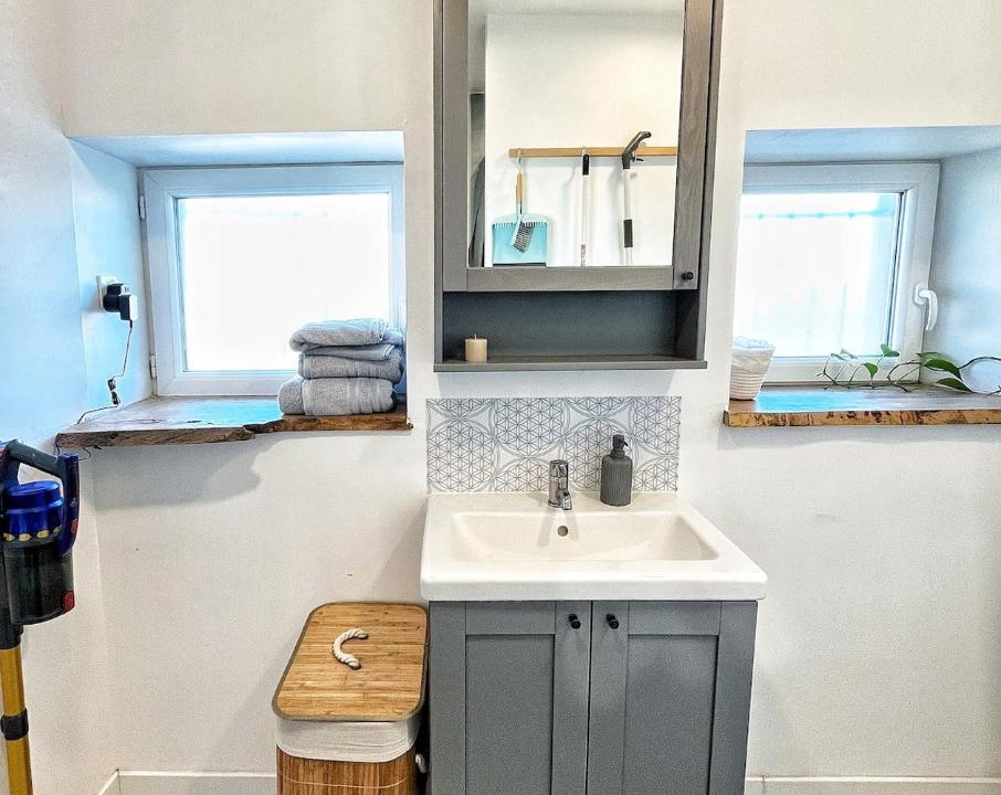 Photo of Others in Saint-Genix-sur-Guiers