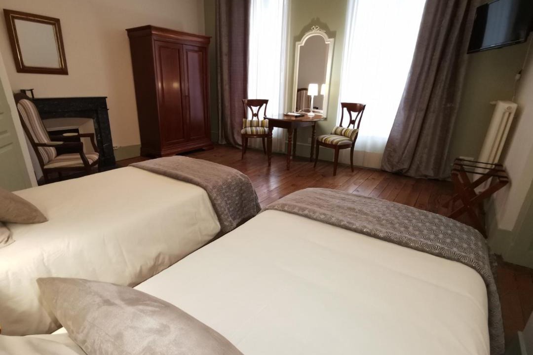 Photo of Others in Roquefort