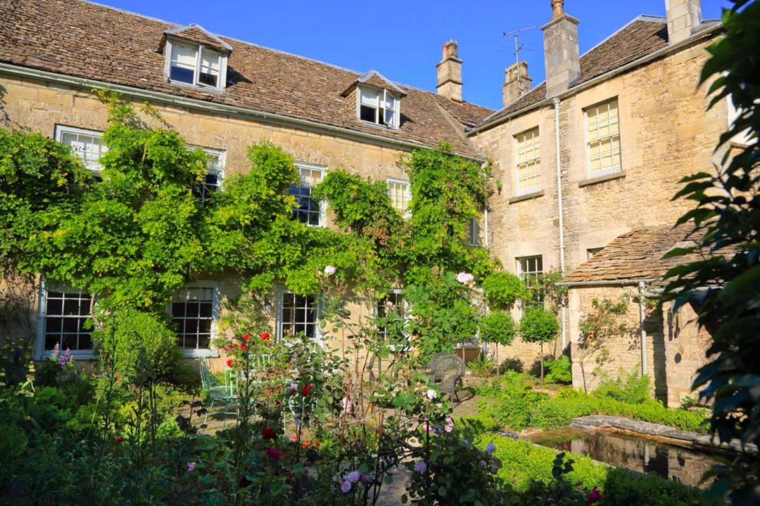 Photo of Others in Kingscote