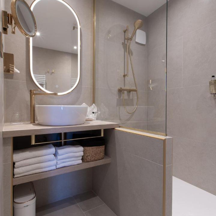 Photo of Bathroom in Beaune