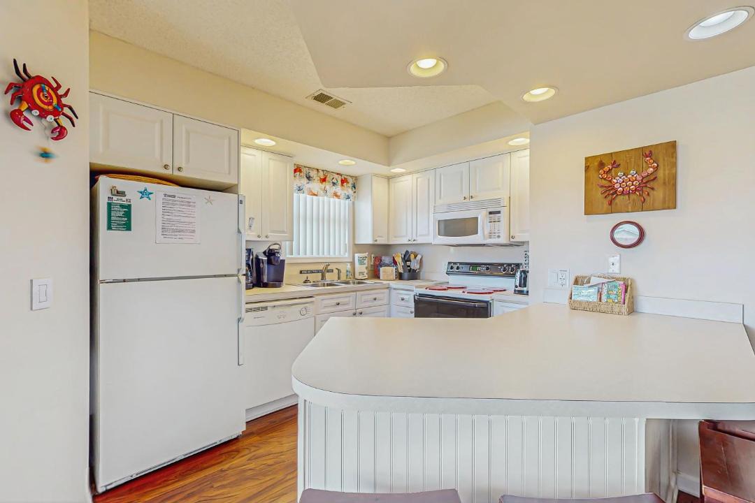 Photo of Kitchen in Cherry Grove Beach