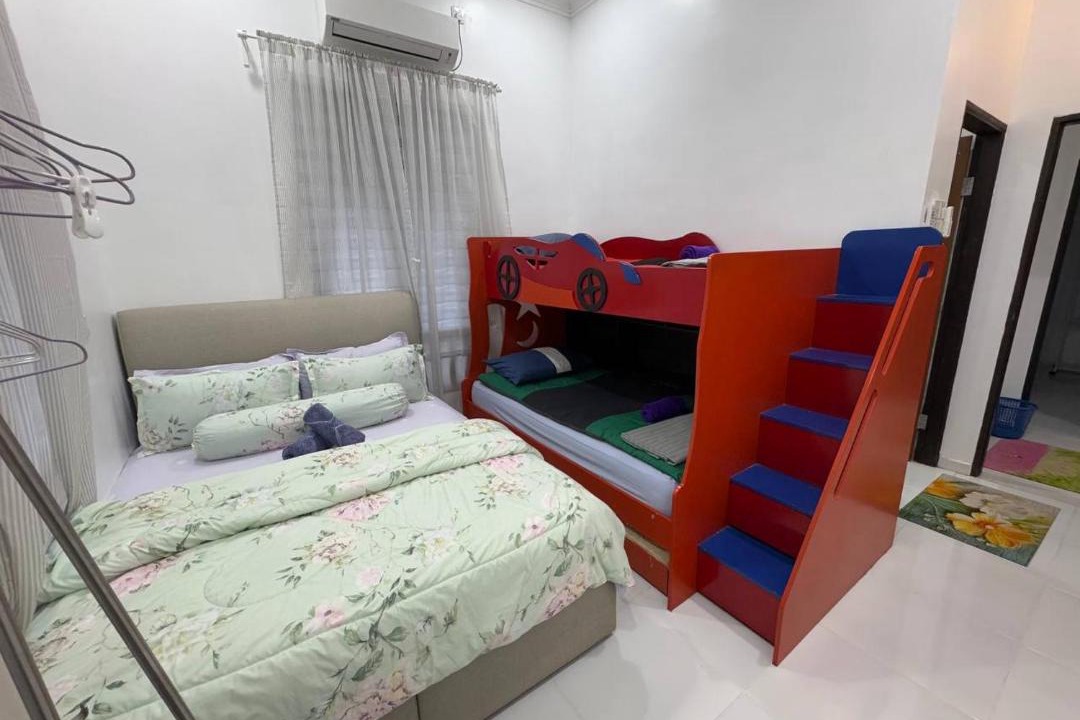 Photo of Bedroom in Bukit Payong