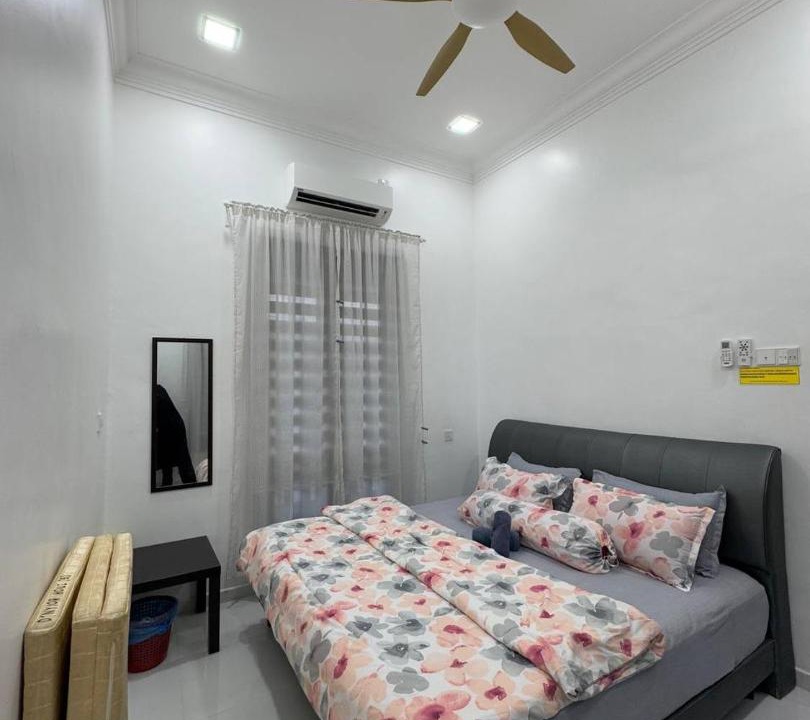 Photo of Bedroom in Bukit Payong