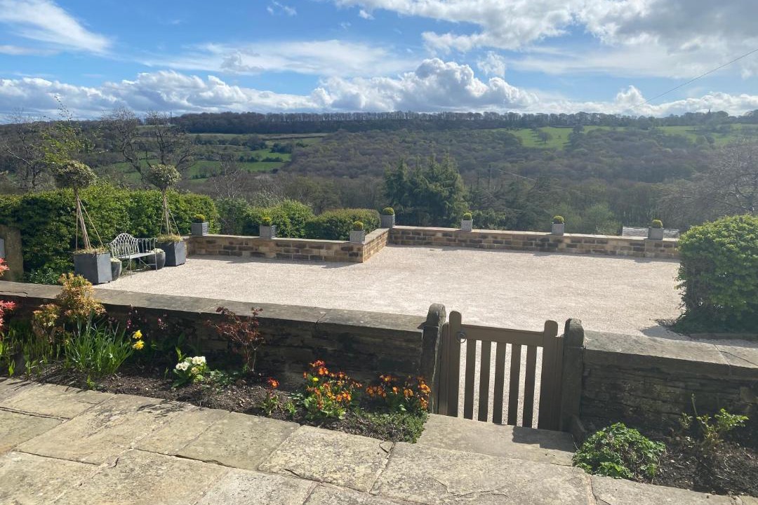 Photo of Others in Almondbury