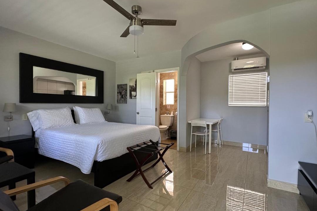 Photo of Bedroom in South Palm Park Neighborhood Association