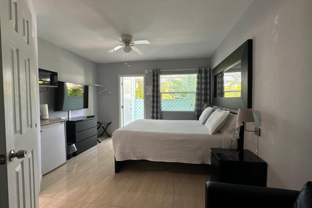 Photo of Bedroom in South Palm Park Neighborhood Association