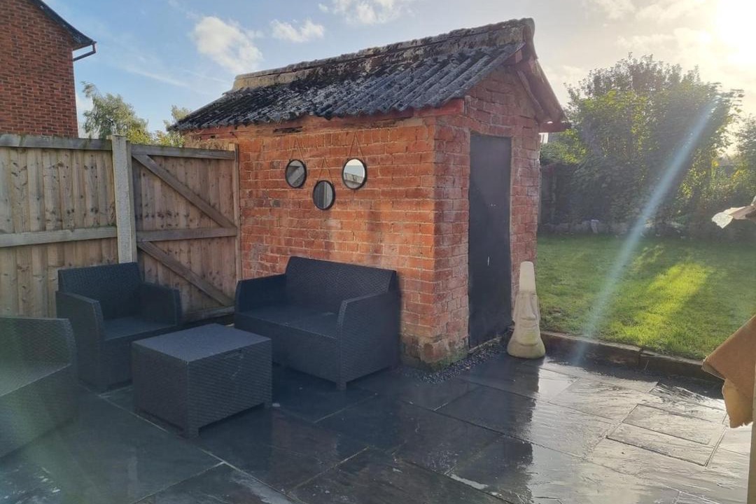 Photo of Others in Kingswood