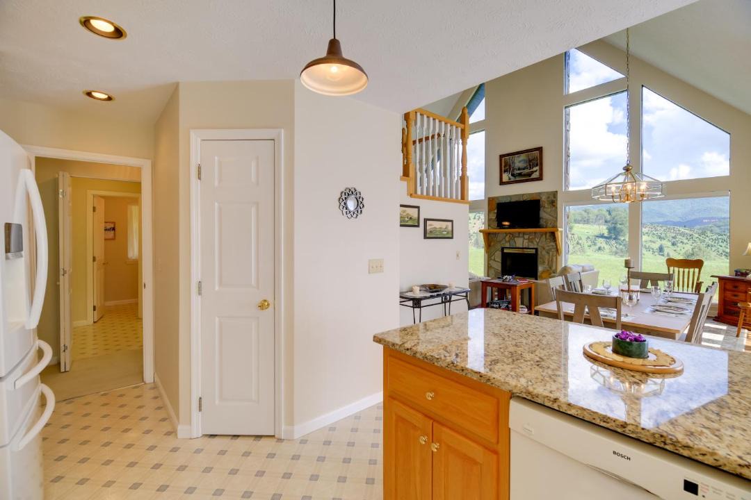Photo of Kitchen in Mountain City