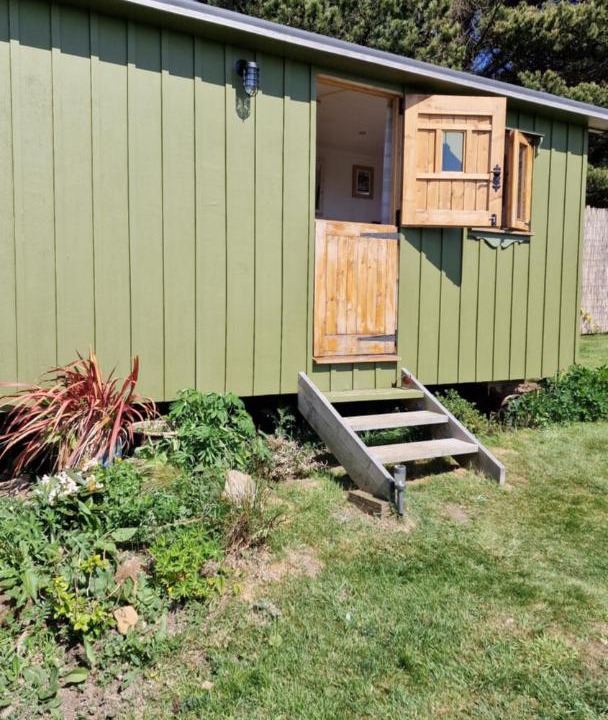 Photo of Others in Urra