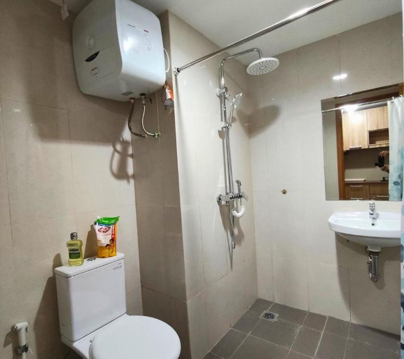 Photo of Bathroom in Duren Sawit
