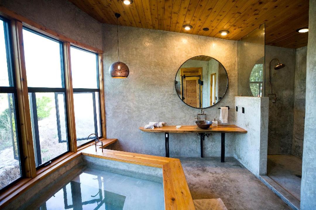Photo of Bathroom in Spicewood