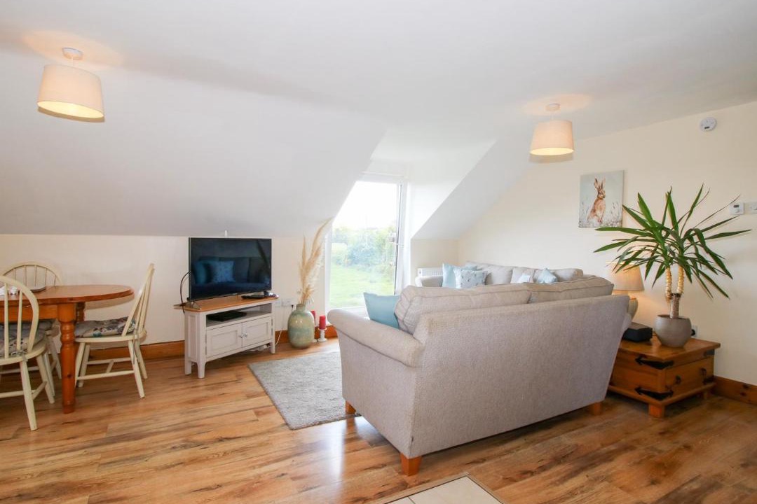 Photo of Others in Bromlow