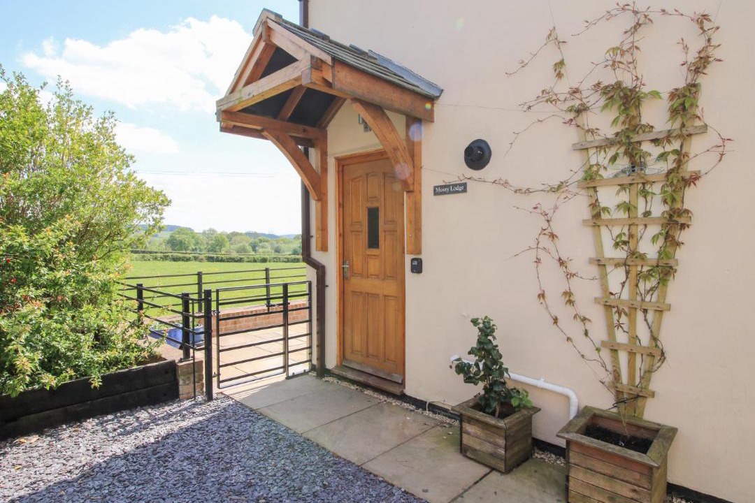 Photo of Others in Bromlow