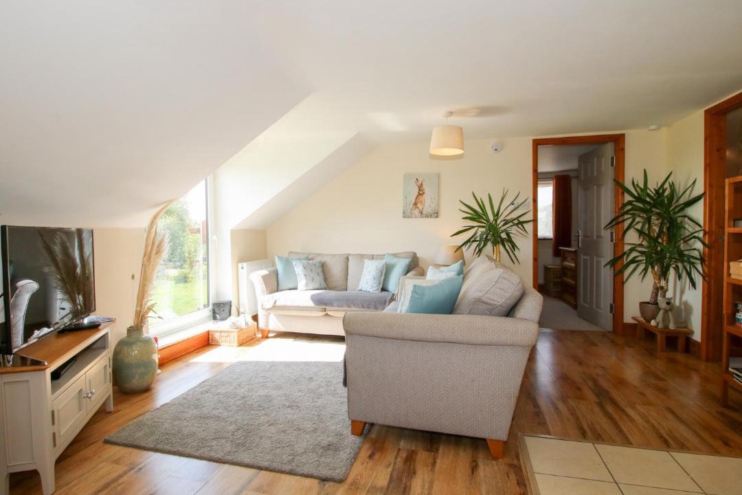 Photo of Others in Bromlow