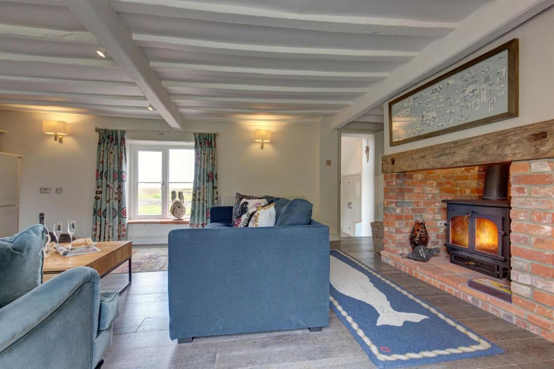 Photo of Others in Salthouse