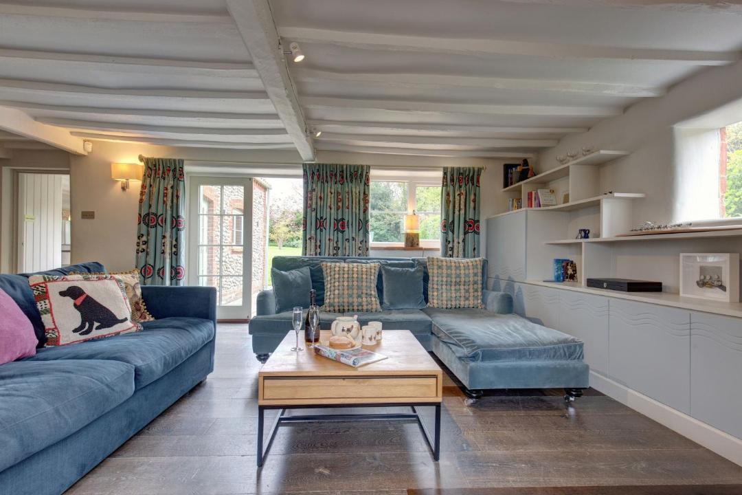 Photo of Others in Salthouse