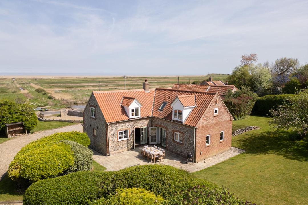 Photo of Others in Salthouse