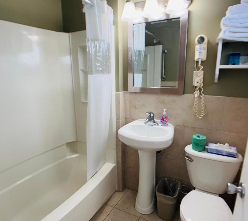 Photo of Bathroom in York Beach