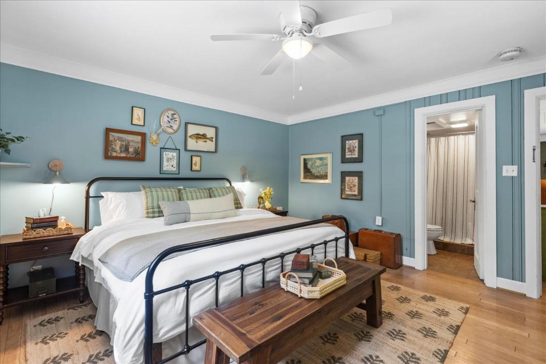 Photo of Bedroom in Lookout Mountain