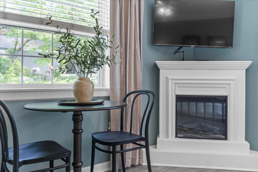 Photo of Others in Lookout Mountain