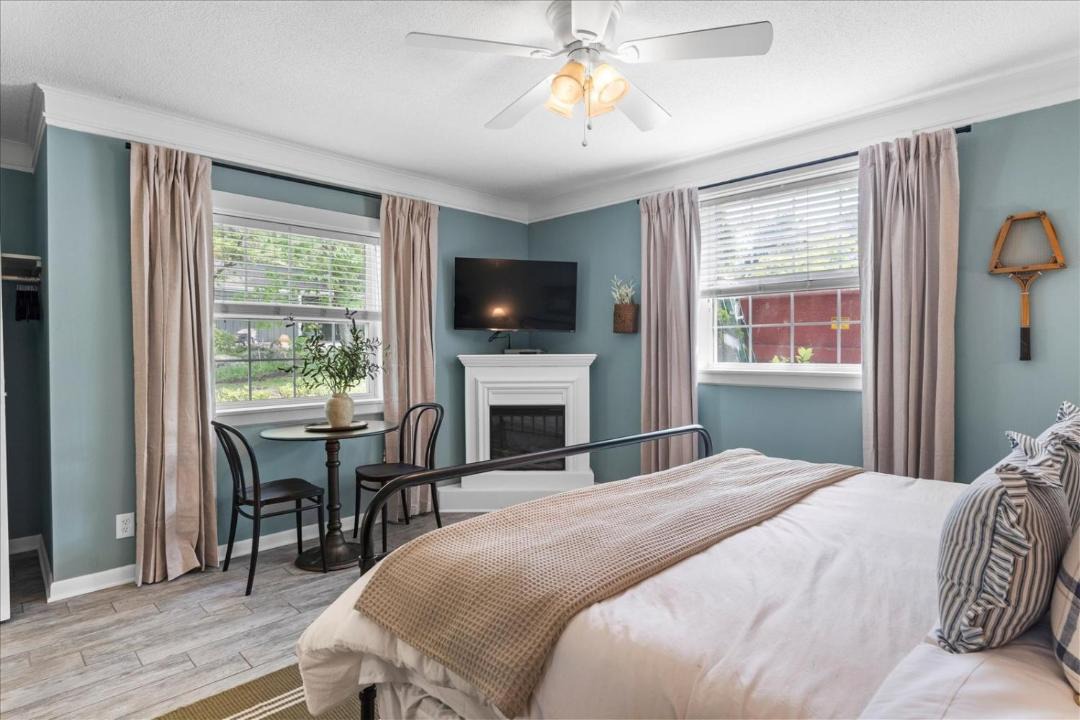 Photo of Bedroom in Lookout Mountain