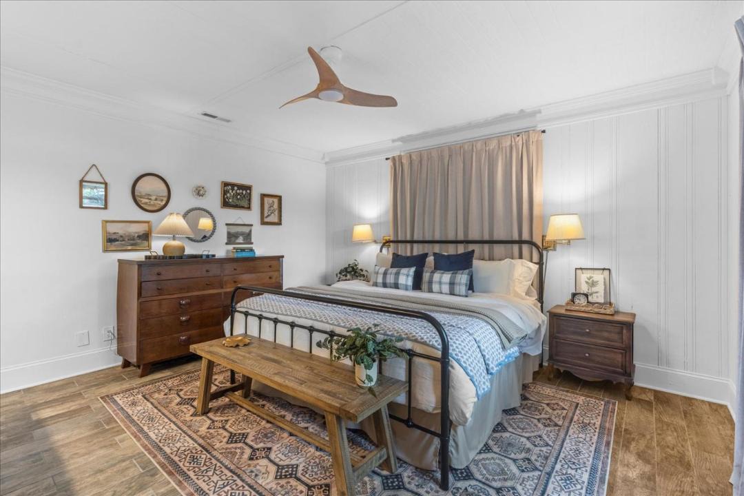 Photo of Bedroom in Lookout Mountain