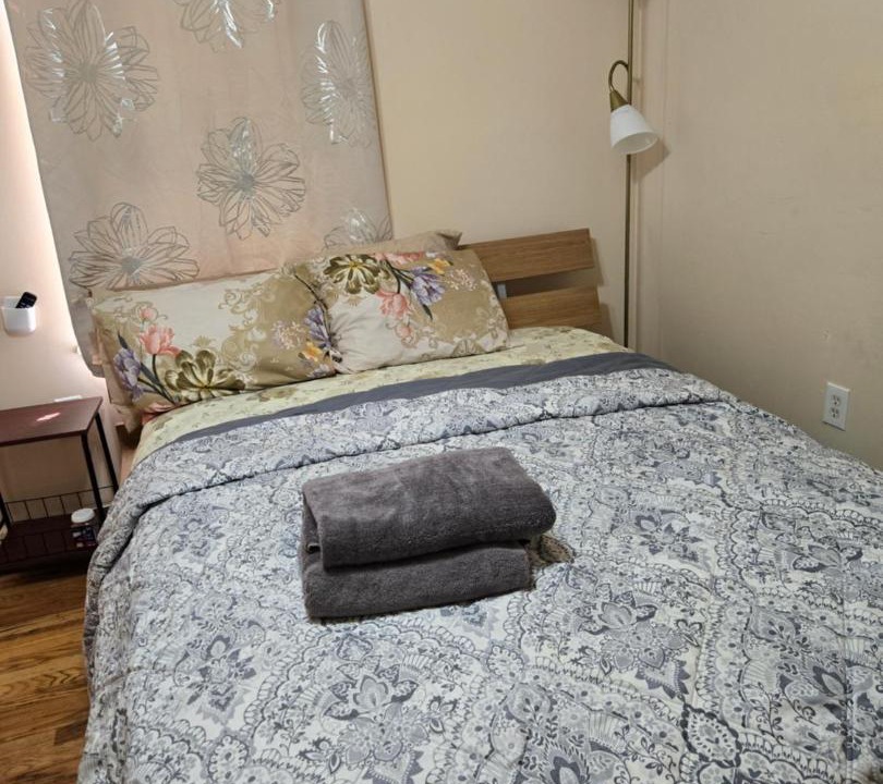 Photo of Bedroom in Lower Vailsburg