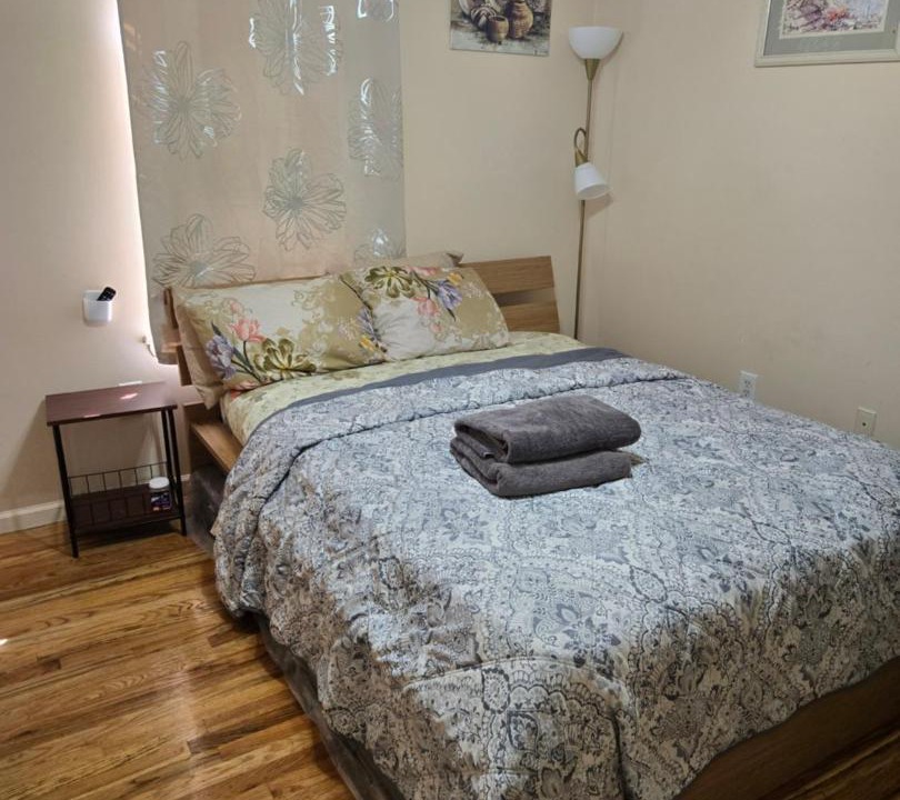 Photo of Bedroom in Lower Vailsburg