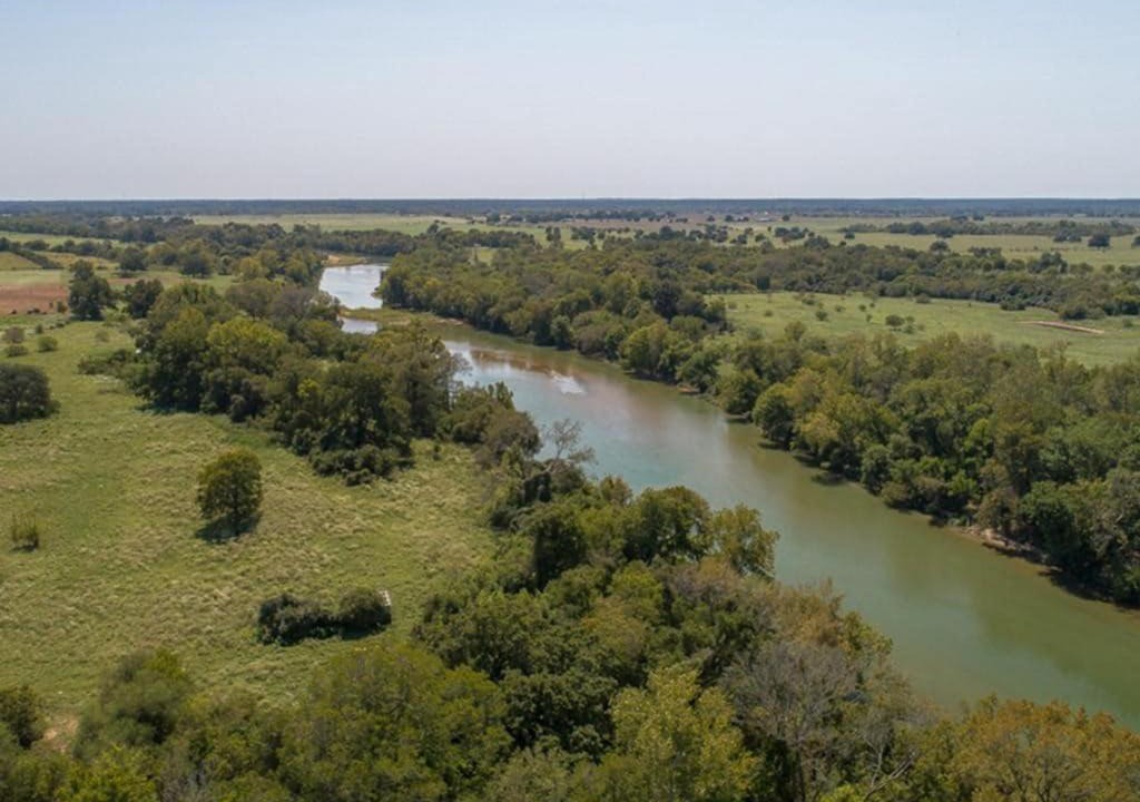Photo of Others in Smithville