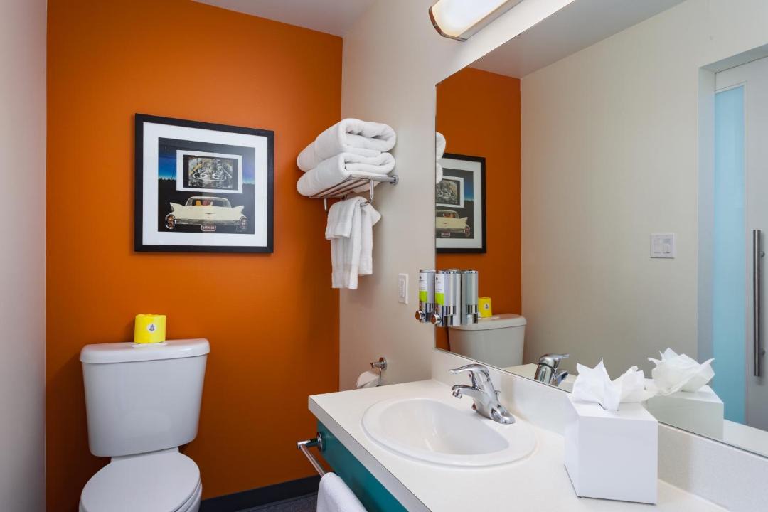 Photo of Others in University District