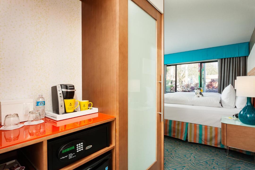 Photo of Others in University District