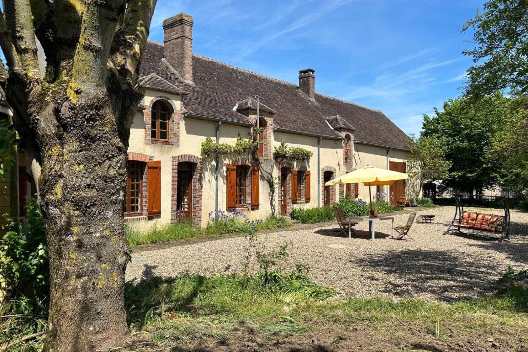 Photo of Others in Precy-sur-Vrin