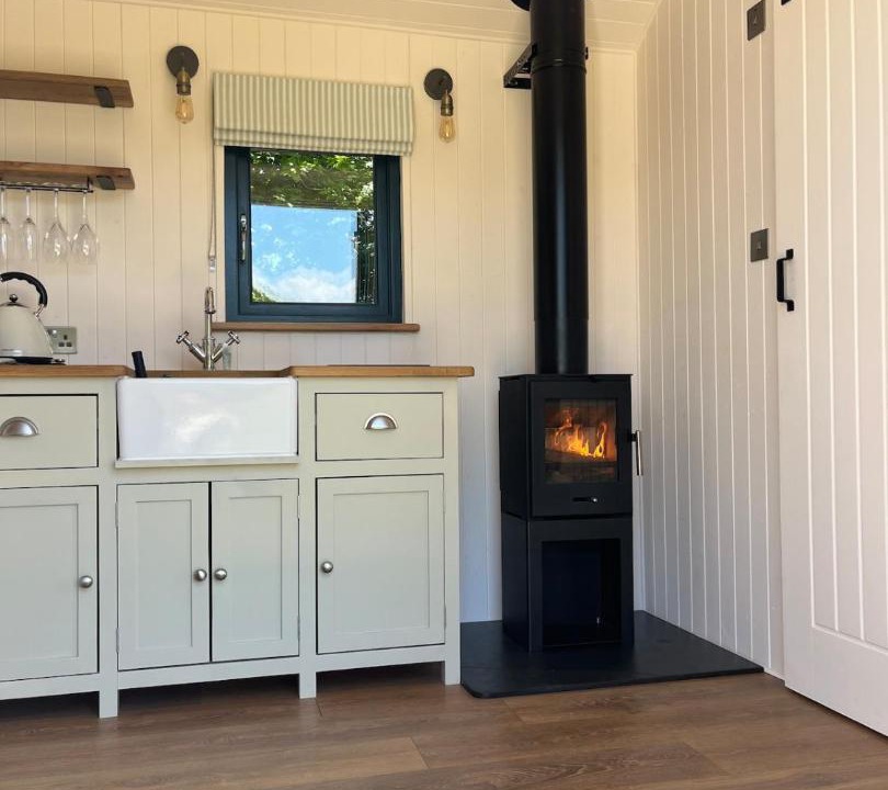 Photo of Others in Mabe