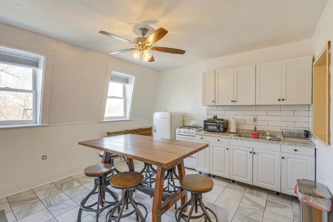 Photo of Kitchen in Stockade Historic District
