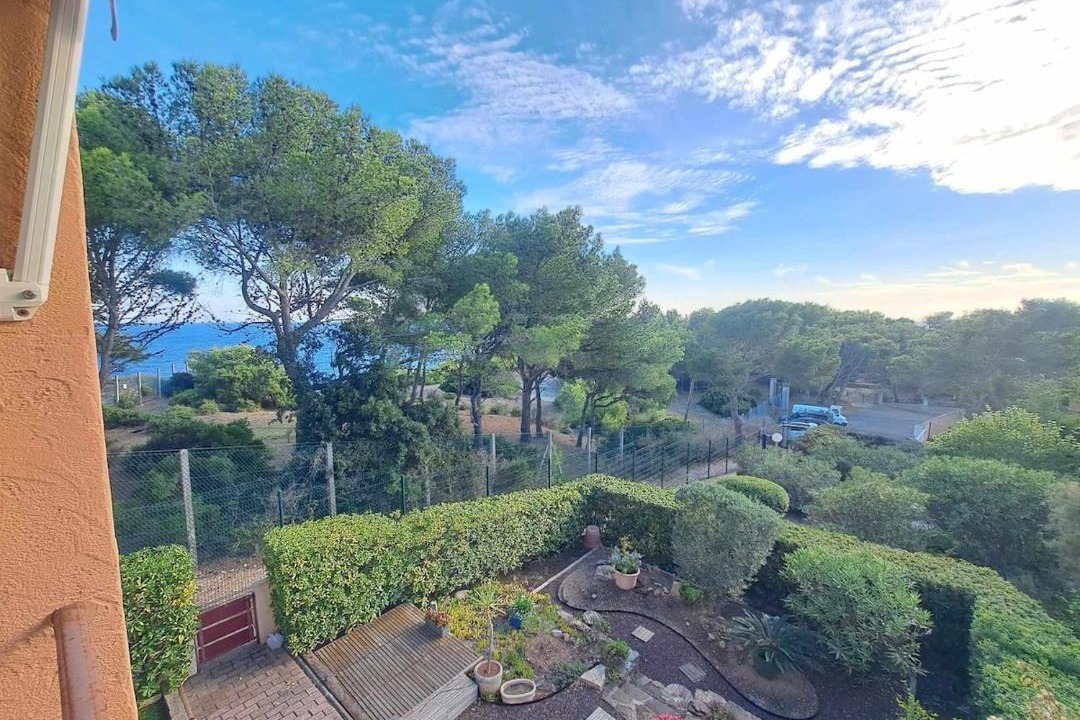 Photo of Patio Balcony in Saint-Mandrier-sur-Mer