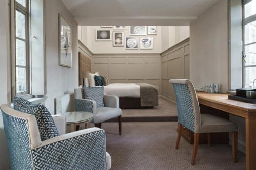 Photo of Others in Ware