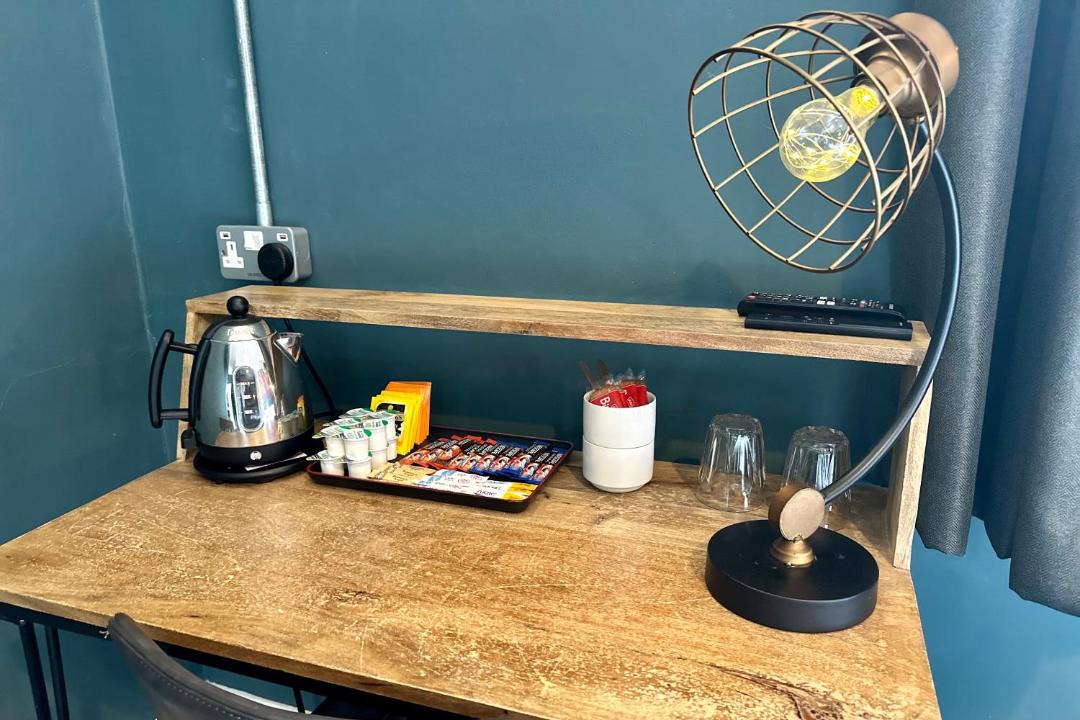 Photo of Others in Weedon