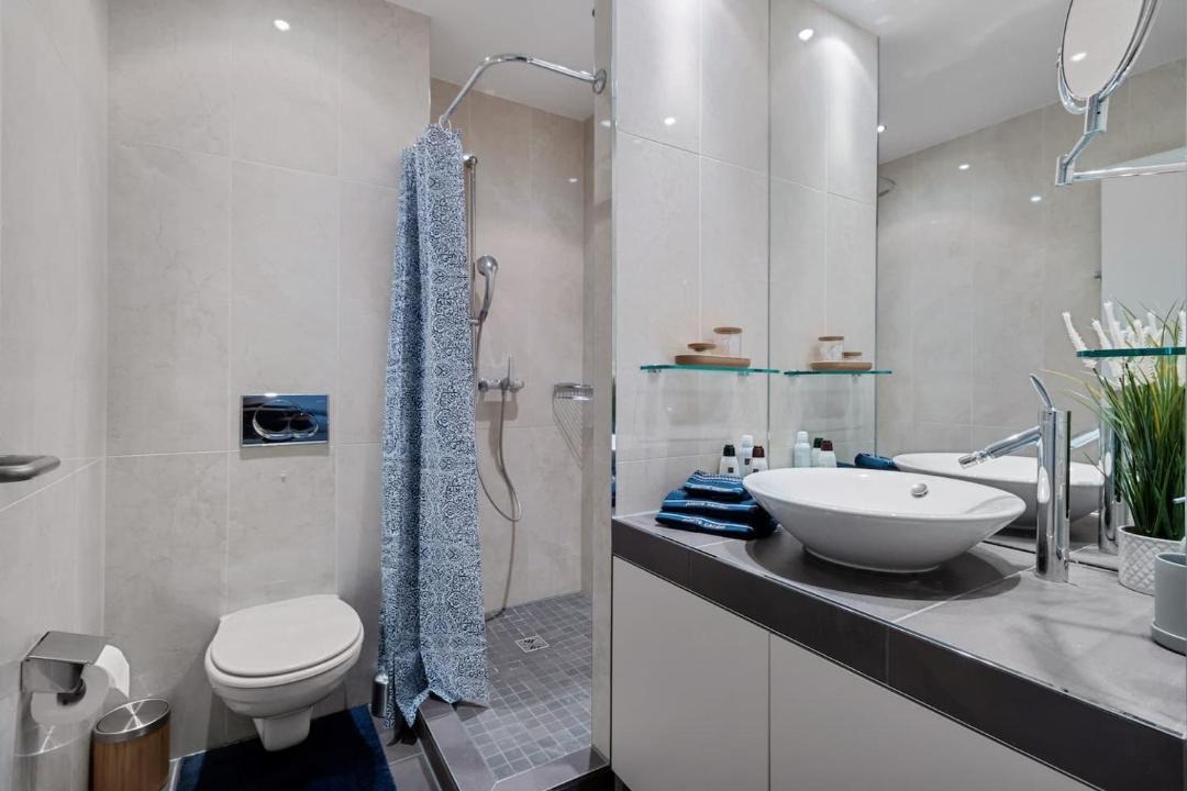 Photo of Bathroom in Werd