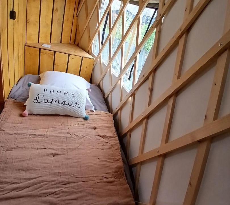 Photo of Bedroom in Clermont-Creans