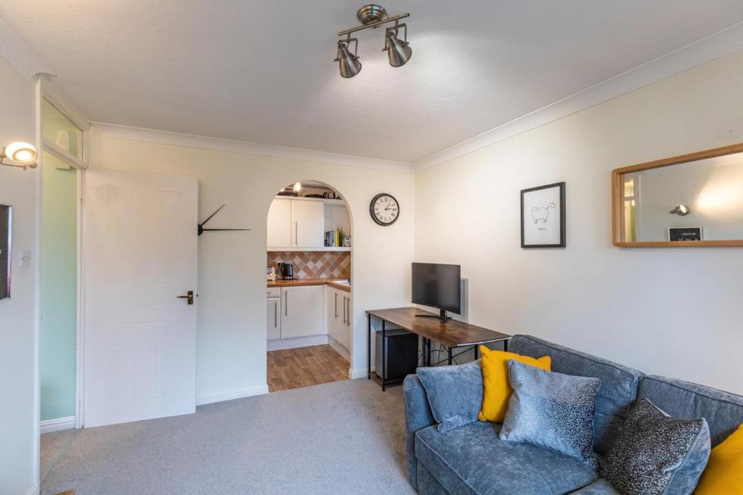 Photo of Others in Netley