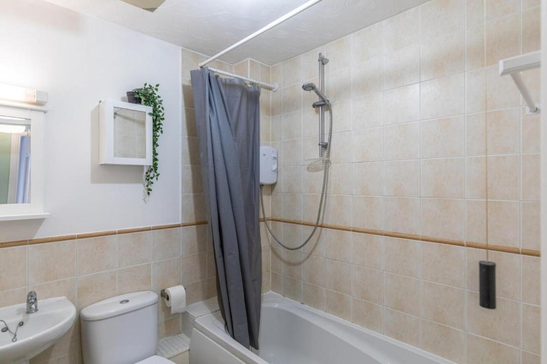 Photo of Others in Netley