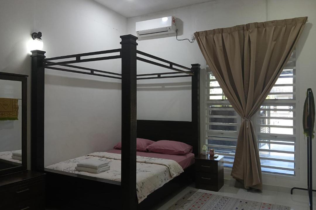 Photo of Bedroom in Paya Besar