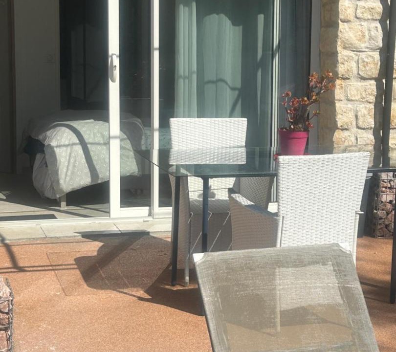 Photo of Patio Balcony in Contes