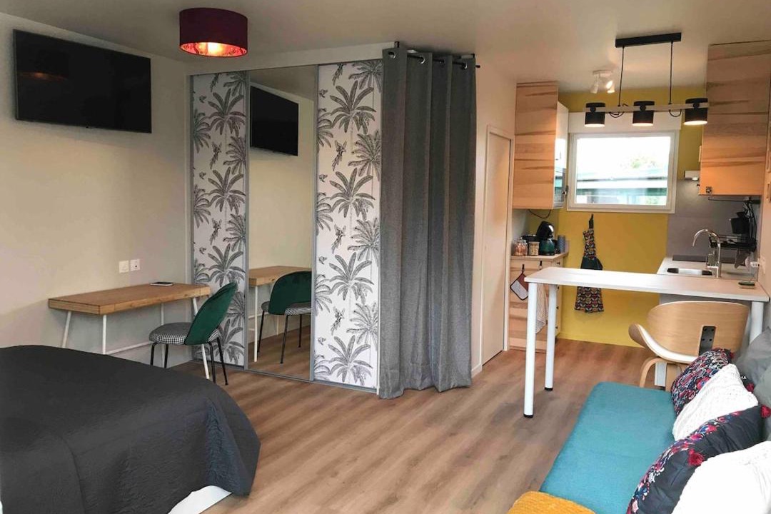 Photo of Others in Laval