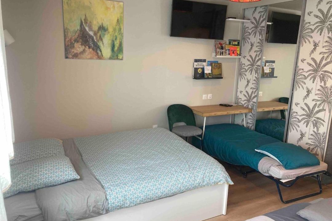 Photo of Bedroom in Laval