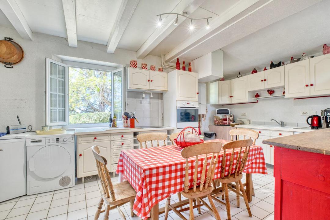 Photo of Kitchen in Coux-et-Bigaroque-Mouzens